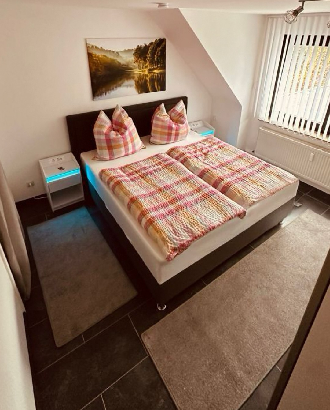 Boxspringbett, 180x200 cm in der Ferienwohnung Orsoy